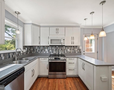 1508 S Loudoun Street - Photo Thumbnail 10