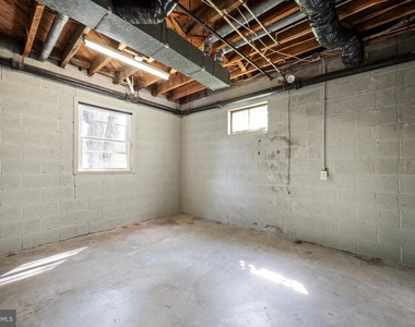 1508 S Loudoun Street - Photo Thumbnail 25