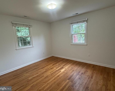 7013 Trails End Road - Photo Thumbnail 15