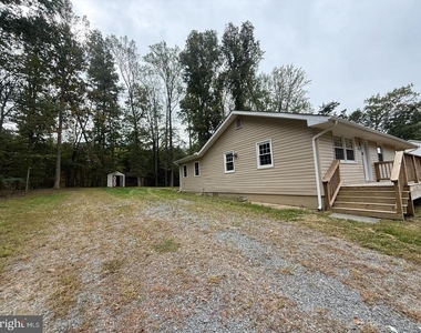 7013 Trails End Road - Photo Thumbnail 4
