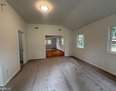 7013 Trails End Road - Photo Thumbnail 8