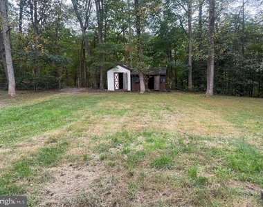 7013 Trails End Road - Photo Thumbnail 6