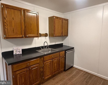 7013 Trails End Road - Photo Thumbnail 19