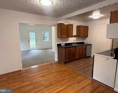 7013 Trails End Road - Photo Thumbnail 23