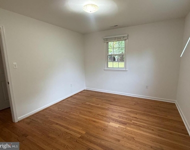 7013 Trails End Road - Photo Thumbnail 16