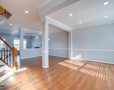 11932 Blue Violet Way - Photo Thumbnail 4