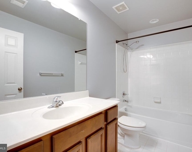 11932 Blue Violet Way - Photo Thumbnail 32