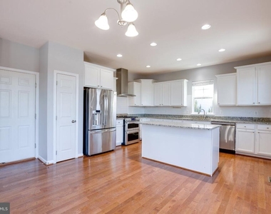 11932 Blue Violet Way - Photo Thumbnail 19
