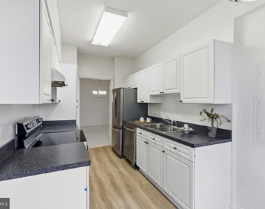 19365 Cypress Ridge Terrace - Photo Thumbnail 8