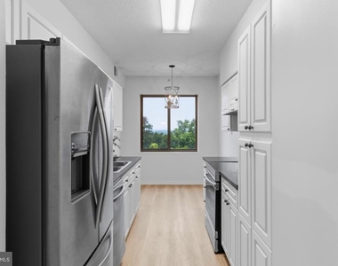 19365 Cypress Ridge Terrace - Photo Thumbnail 6