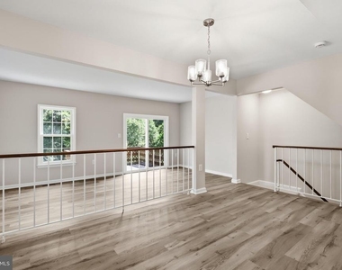 10272 Colony Park Drive - Photo Thumbnail 8
