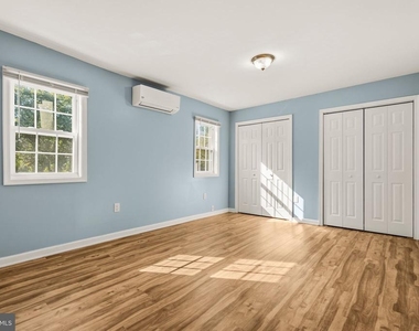 3421 Memorial Street - Photo Thumbnail 11