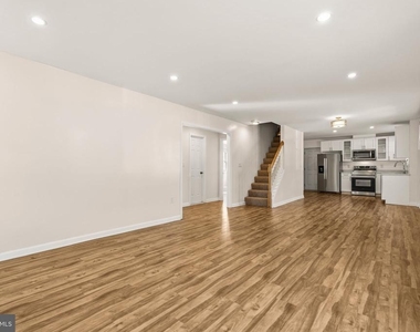 3421 Memorial Street - Photo Thumbnail 5