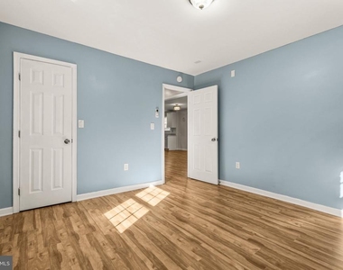 3421 Memorial Street - Photo Thumbnail 8