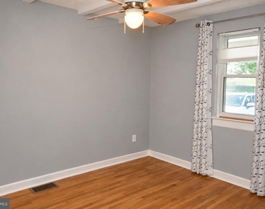 8531 W Oak Place - Photo Thumbnail 26