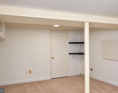 8531 W Oak Place - Photo Thumbnail 39