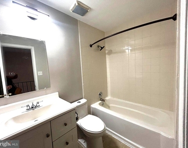 4134 Pleasant Meadow Court - Photo Thumbnail 14