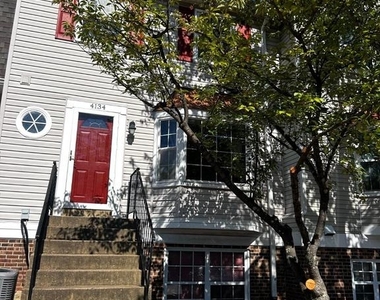 4134 Pleasant Meadow Court - Photo Thumbnail 24