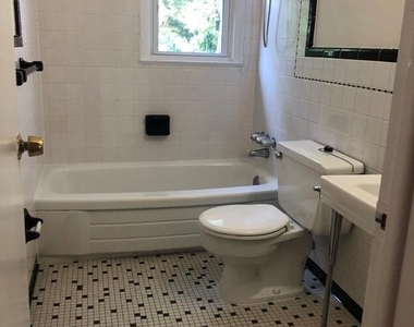 6442 Orland Street - Photo Thumbnail 8