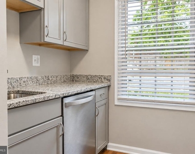8414 Penshurst Drive - Photo Thumbnail 4