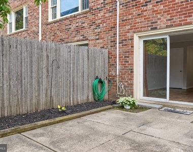 8414 Penshurst Drive - Photo Thumbnail 13