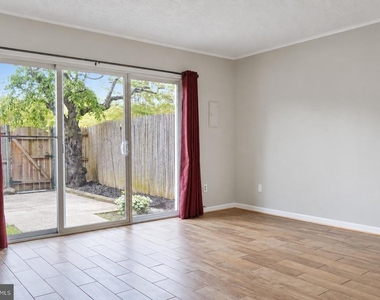 8414 Penshurst Drive - Photo Thumbnail 11