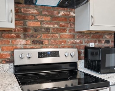 8414 Penshurst Drive - Photo Thumbnail 3