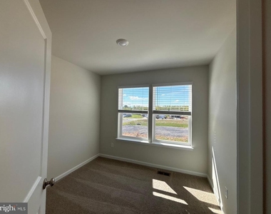 108 Bowers Street - Photo Thumbnail 5