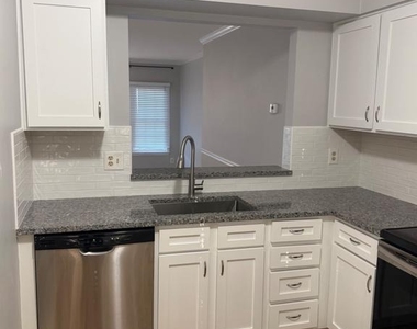 729 Acorn Court - Photo Thumbnail 5