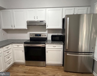 729 Acorn Court - Photo Thumbnail 4