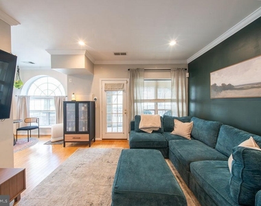 4550 Strutfield Lane - Photo Thumbnail 13