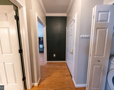 4550 Strutfield Lane - Photo Thumbnail 16