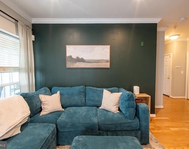4550 Strutfield Lane - Photo Thumbnail 12