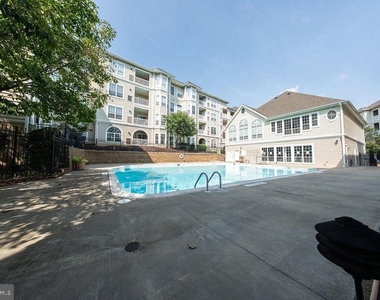 4550 Strutfield Lane - Photo Thumbnail 42