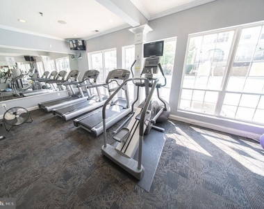 4550 Strutfield Lane - Photo Thumbnail 39