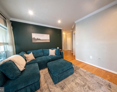 4550 Strutfield Lane - Photo Thumbnail 11