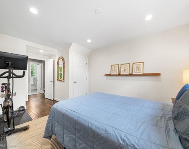 4520 36th Street S - Photo Thumbnail 8