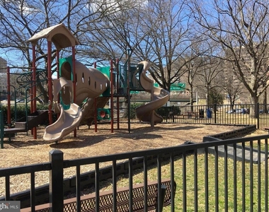 1011 Arlington Boulevard - Photo Thumbnail 34