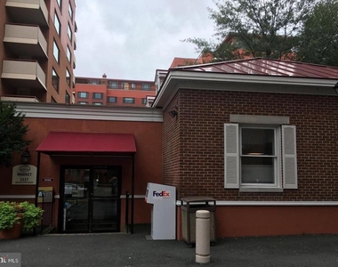 1011 Arlington Boulevard - Photo Thumbnail 36