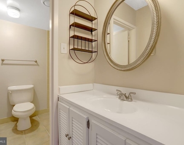 3800 Fairfax Drive - Photo Thumbnail 14