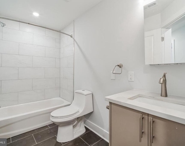 646 N 32nd Street - Photo Thumbnail 9