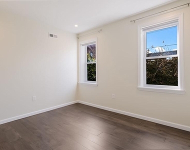 407 W Jefferson Street - Photo Thumbnail 25