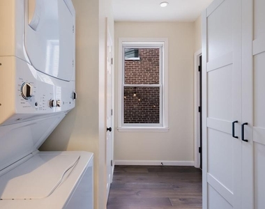 407 W Jefferson Street - Photo Thumbnail 14