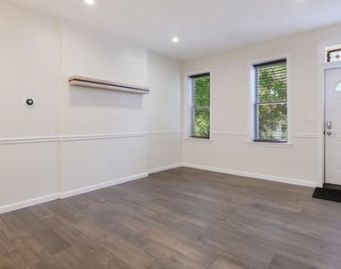 407 W Jefferson Street - Photo Thumbnail 4
