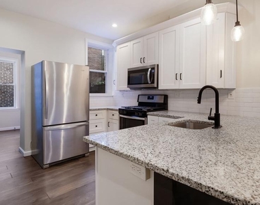 407 W Jefferson Street - Photo Thumbnail 10