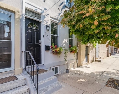 407 W Jefferson Street - Photo Thumbnail 2