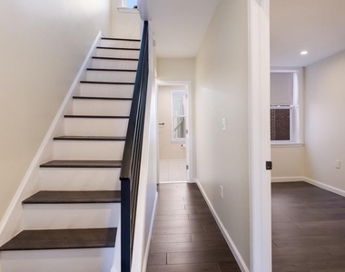 407 W Jefferson Street - Photo Thumbnail 24