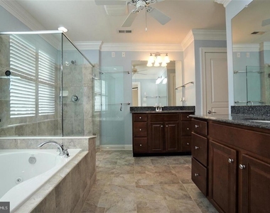 102 Bishop Drive - Photo Thumbnail 21
