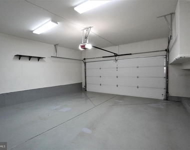 102 Bishop Drive - Photo Thumbnail 42