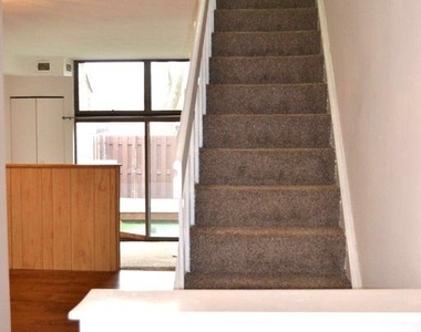 122 Centre Ave Avenue - Photo Thumbnail 1